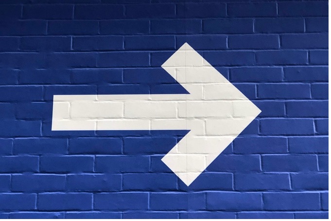 Arrow representing English